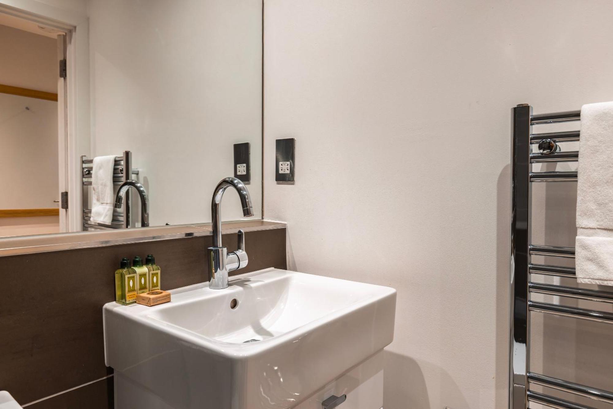 Barbican Serviced Apartments By Lovelystay London Værelse billede